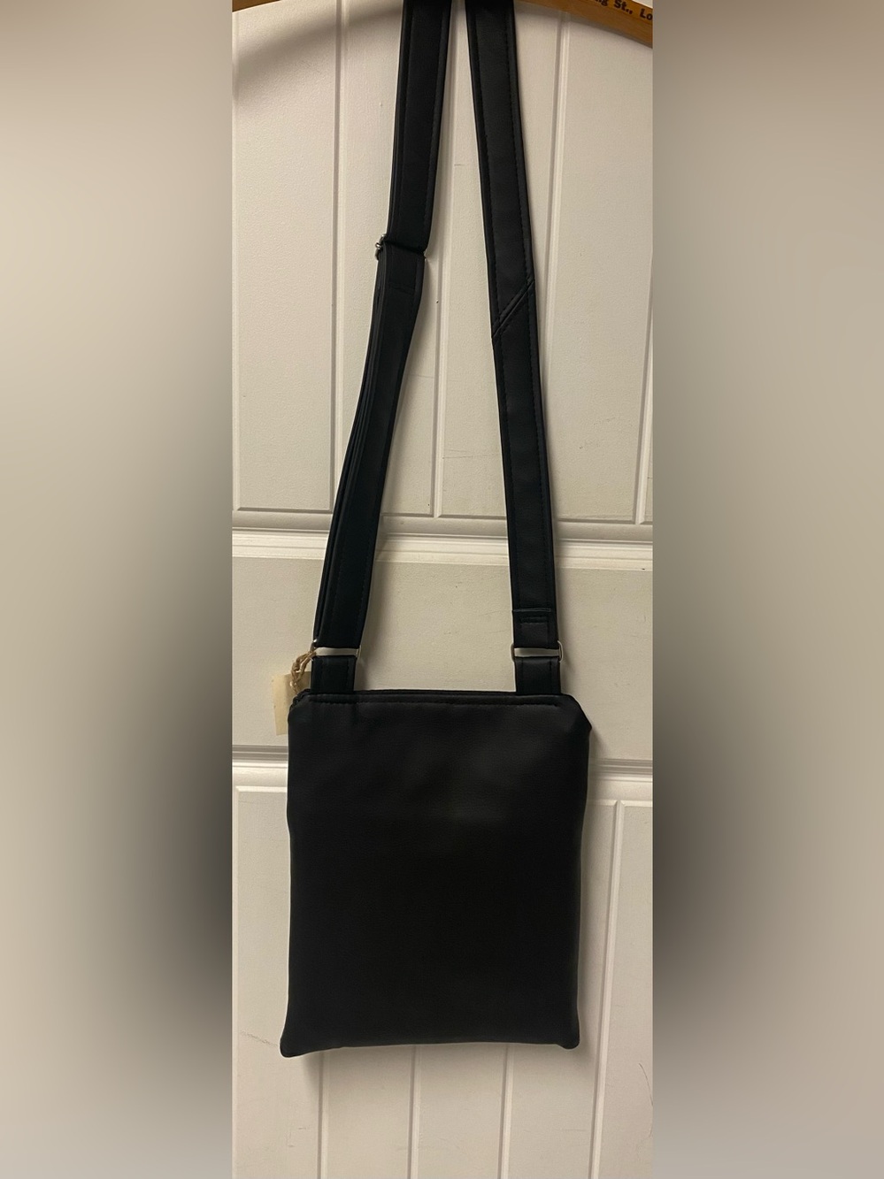 Echoes in the Attic Classic
Zipster Crossbody Bag - Picture 9 of 11